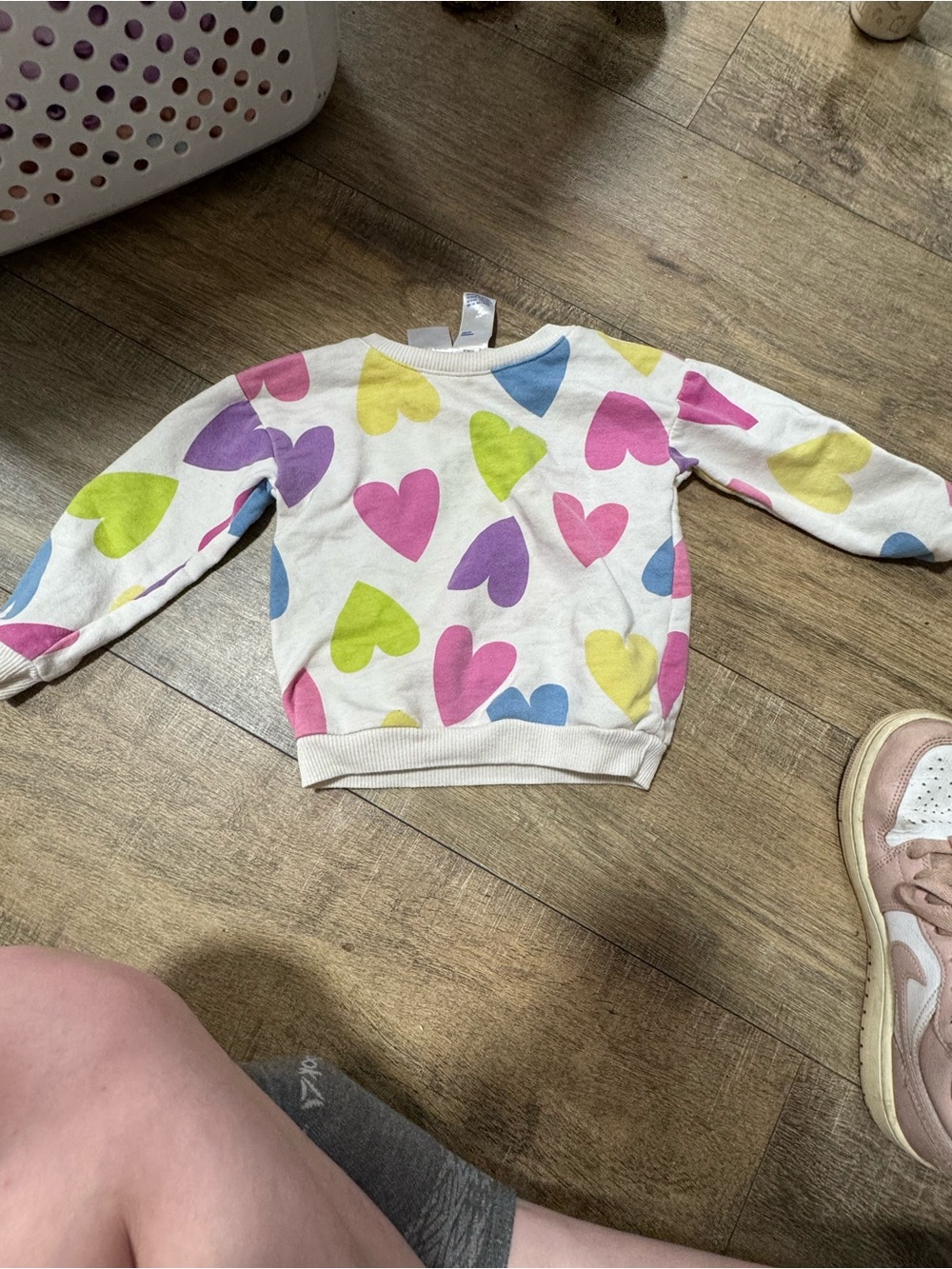 Kidgets Cream Crewneck with Multicolor Heart Motif